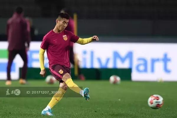 95后征战东亚杯!请踏实踢球,别再让中国足球没戏了