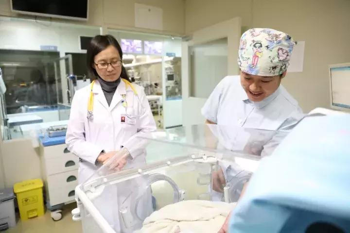 生命奇迹丨1100g，30周早产儿，心脏手术怎么做？