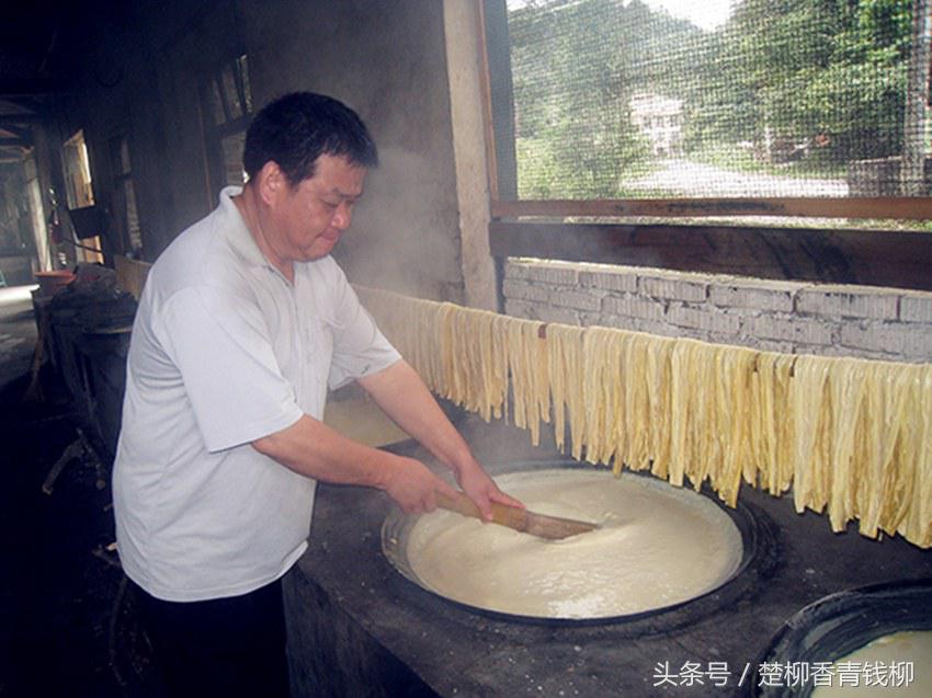 小本创业也能月入过万,小本生意一年利润300万