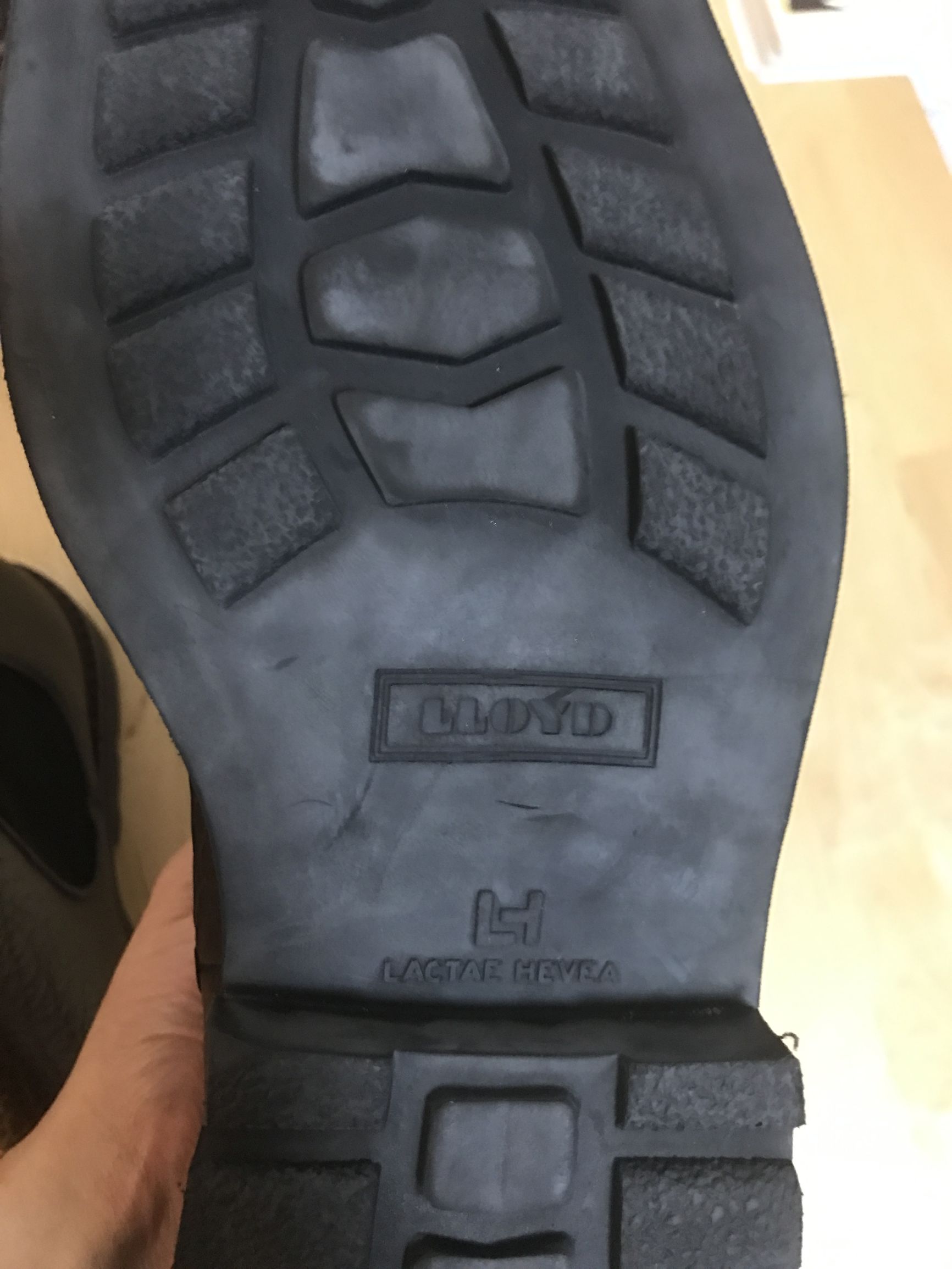 颜值鞋子推荐品牌男鞋,休闲鞋品牌性价比推荐