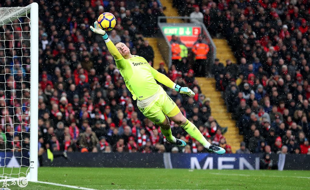 越南足球比赛视频现场解说,史上最经典的足球解说