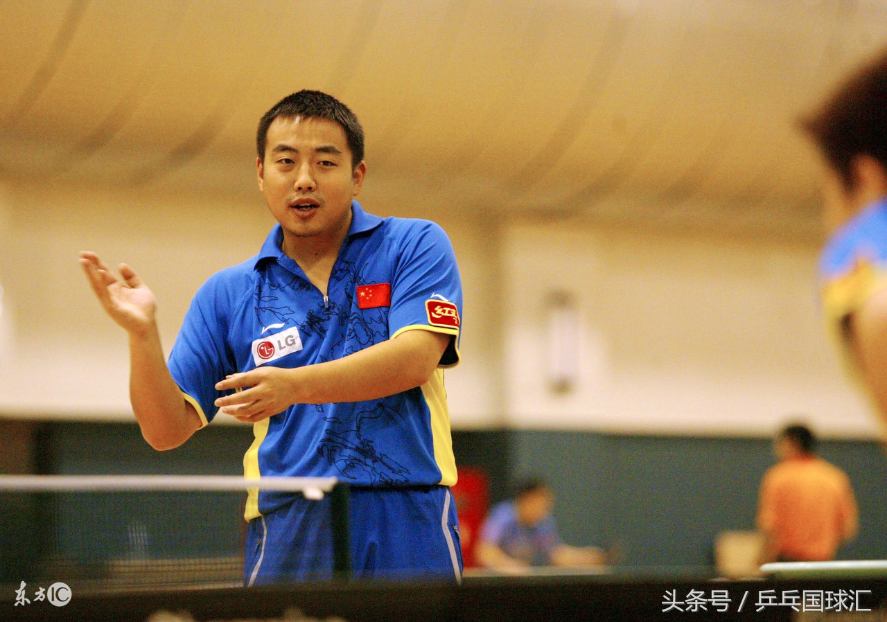 你犯了一个基础动作的大忌,不多加注意就完了!-乒乓找教练