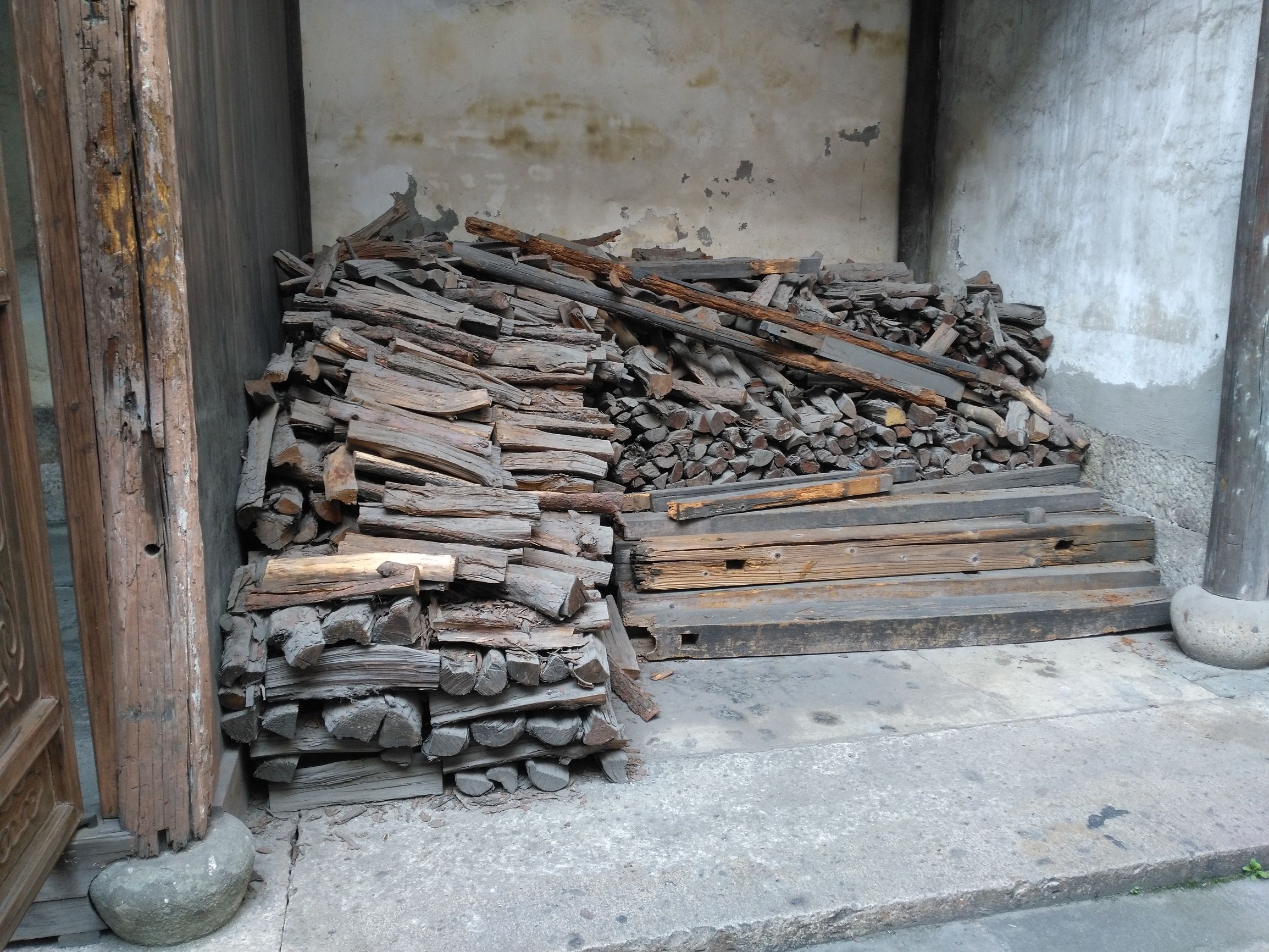 胡雪岩与罗四太太,胡雪岩旧居和故居多远