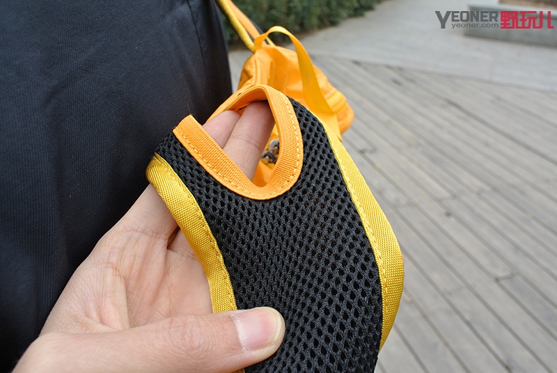 轻便大容量防水背包,northface帆布双肩背包