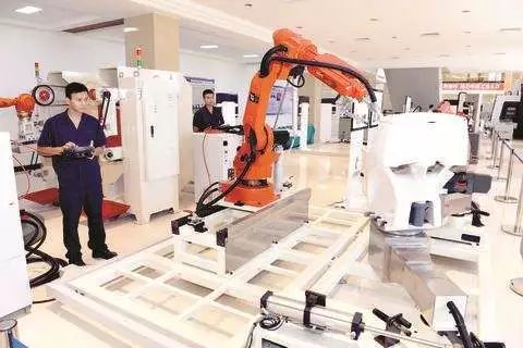 生活变得越来越好越来越幸福,以后你的生活顺风顺水