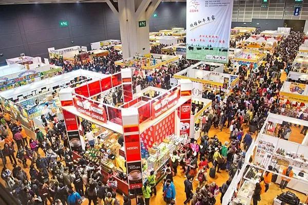 去香港过元旦好不好玩,去香港过圣诞的人多吗