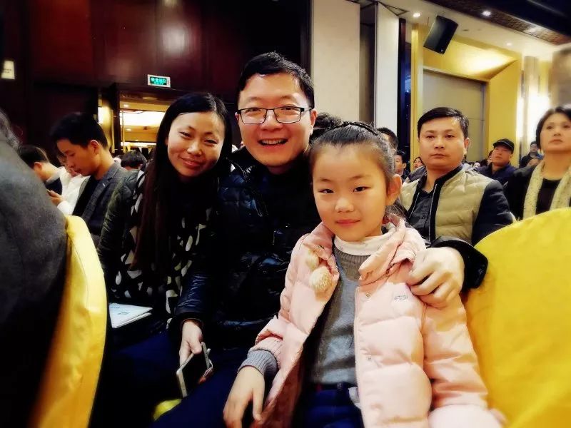 巡回之旅收官站出现神秘圆桌会议！到底说了啥？丨股市大家谈