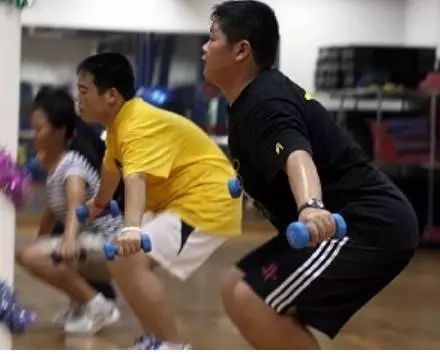 孩子肥胖不运动怎么减肥,孩子肥胖长不高怎么办