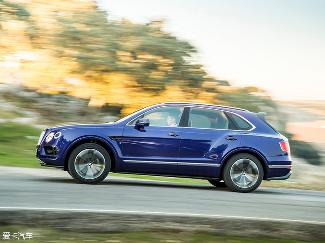 最美汽车盘点,爱卡年度汽车排行