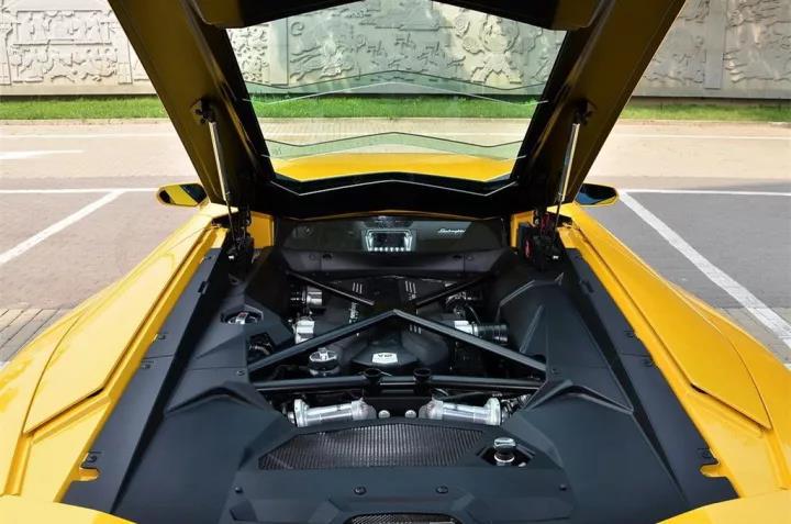 骏派d601.8自动挡怎么样,一汽森雅r7和骏派d60哪个好