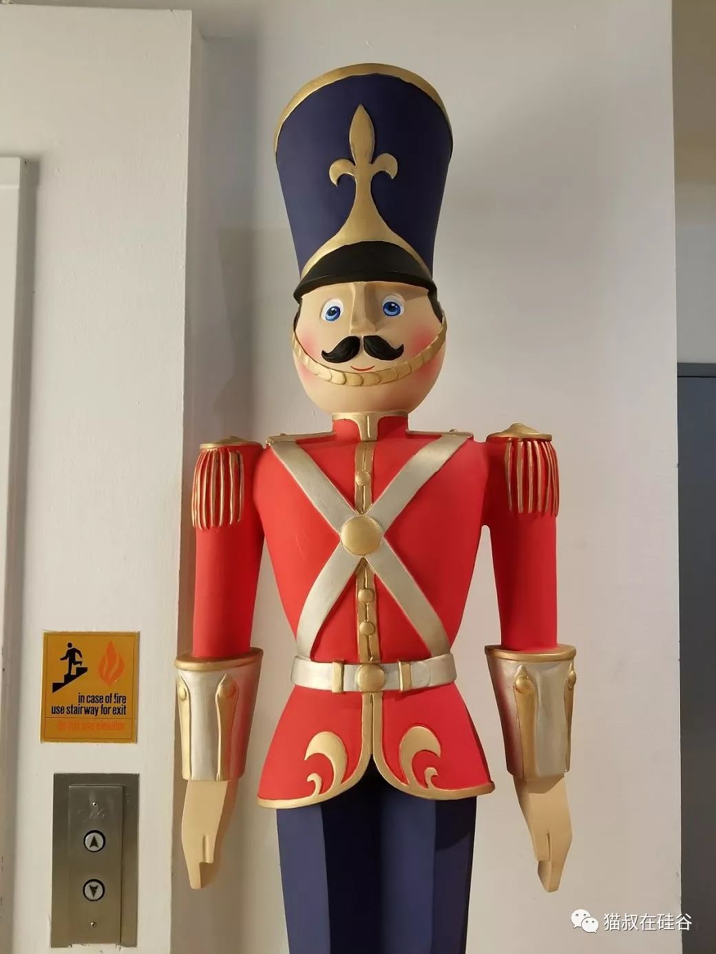 苹果巅峰iphonex,巅峰极速选r8还是c8