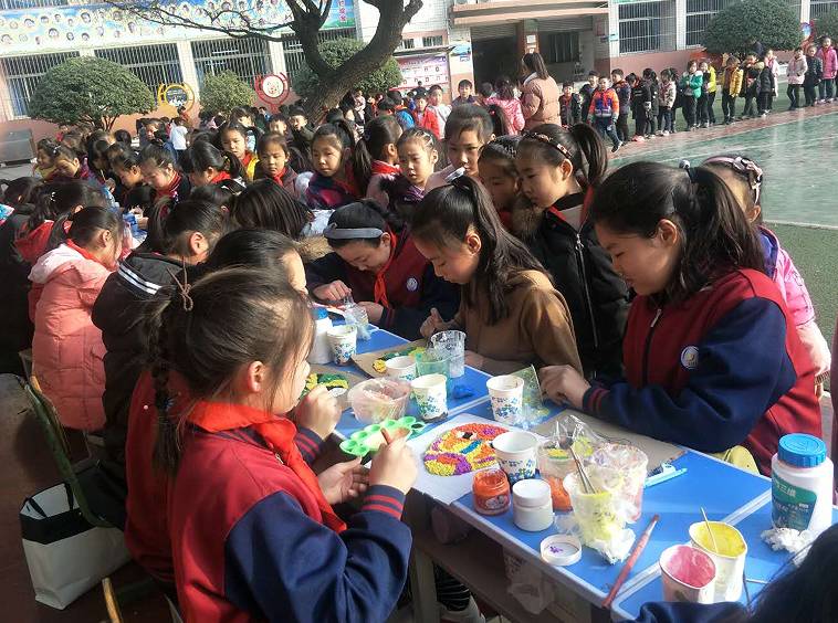 校园通讯｜教育走进新时代一起迈进新未来