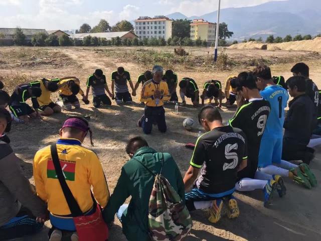 为什么足球与战争更接近,足球为何是战争