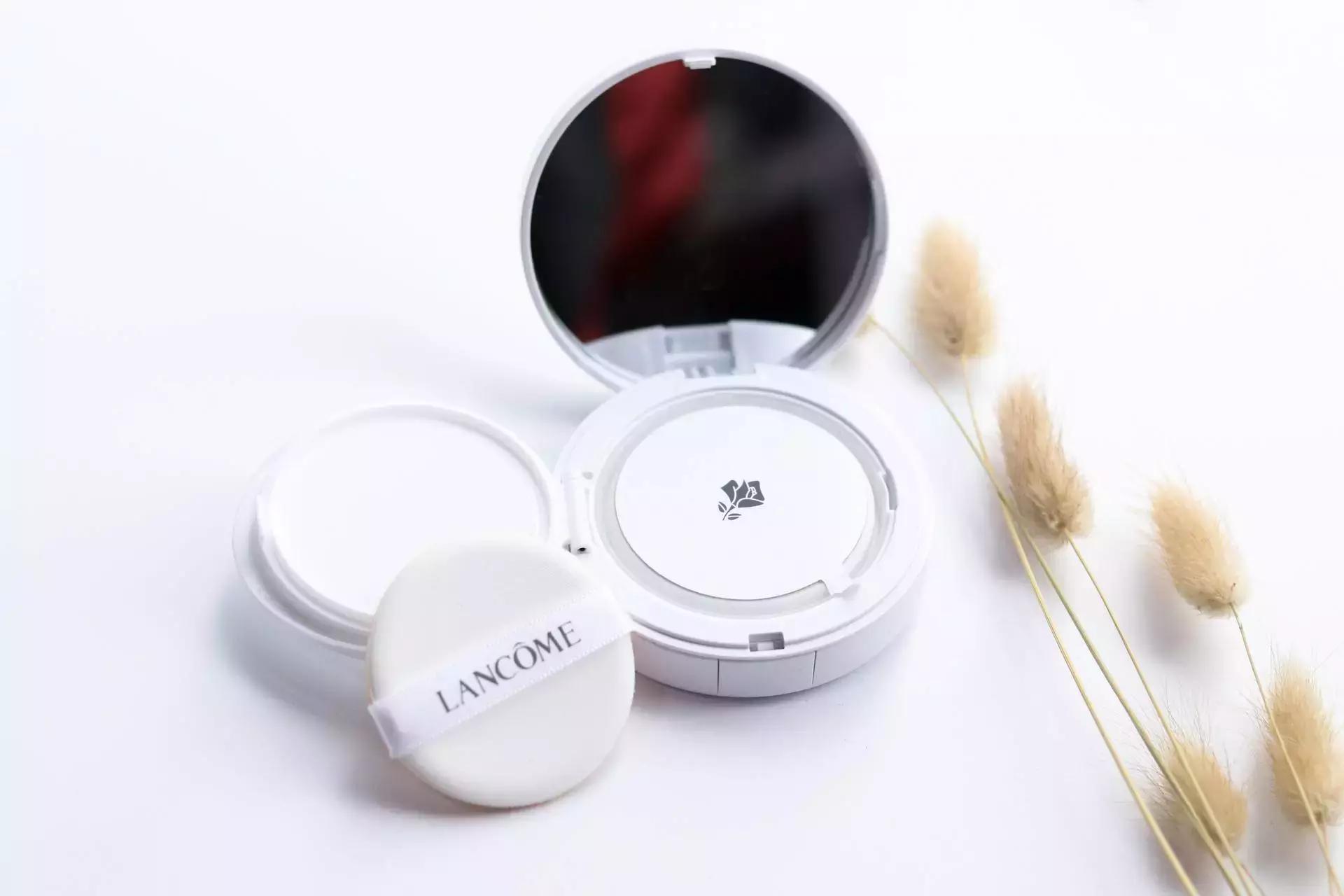 CPB、Dior等贵妇彩妆,真有吃土*党**专用平替款吗?