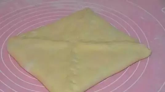 酥到掉渣的榴莲酥,又香又酥的榴莲酥