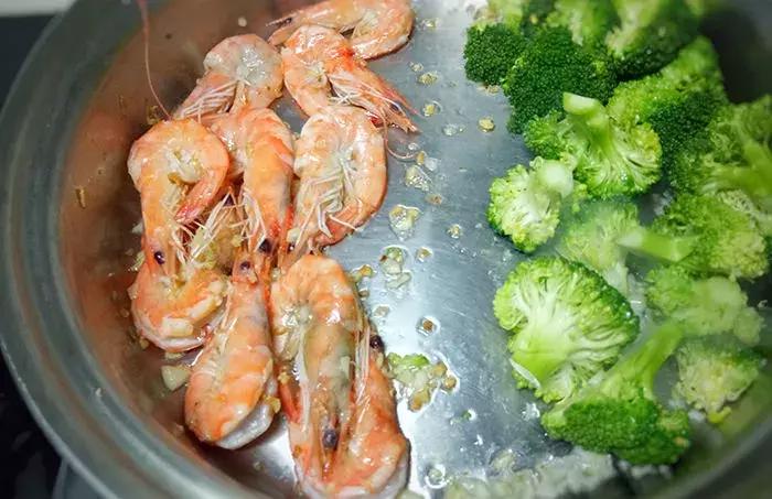 皇后锅懒人餐简单方便优雅,皇后锅懒人美食