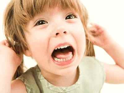 2岁多宝宝任性怎么管教,2岁宝宝特别任性的多久能好