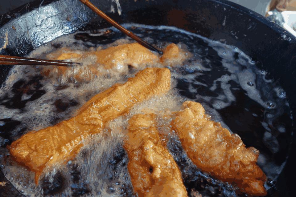 炸酥脆油条需要什么,炸的油条怎么样才不塌
