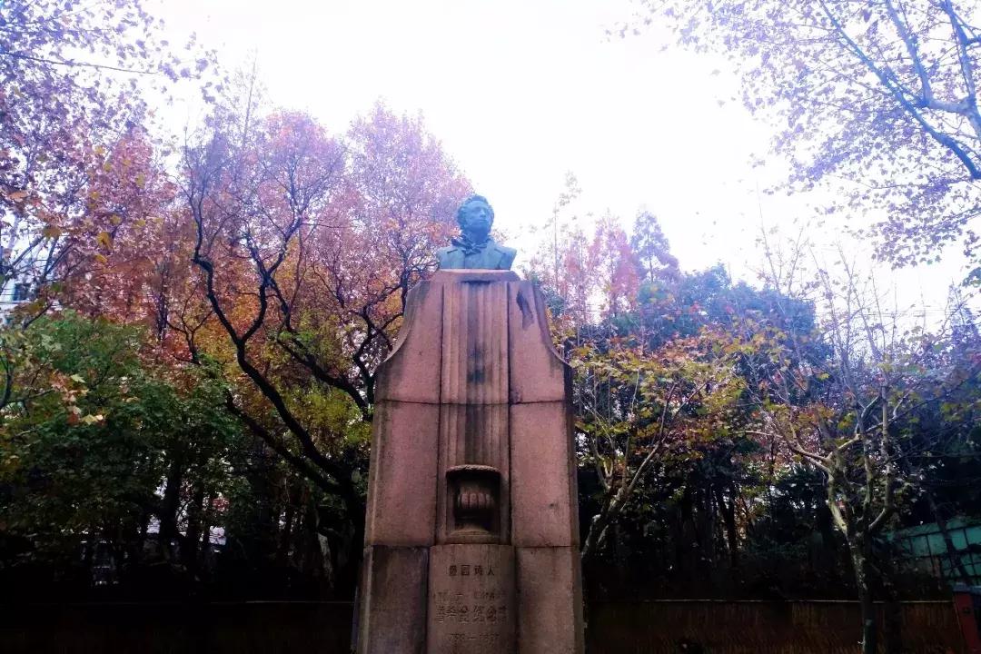 辞职去流浪的歌曲,辞职做歌手