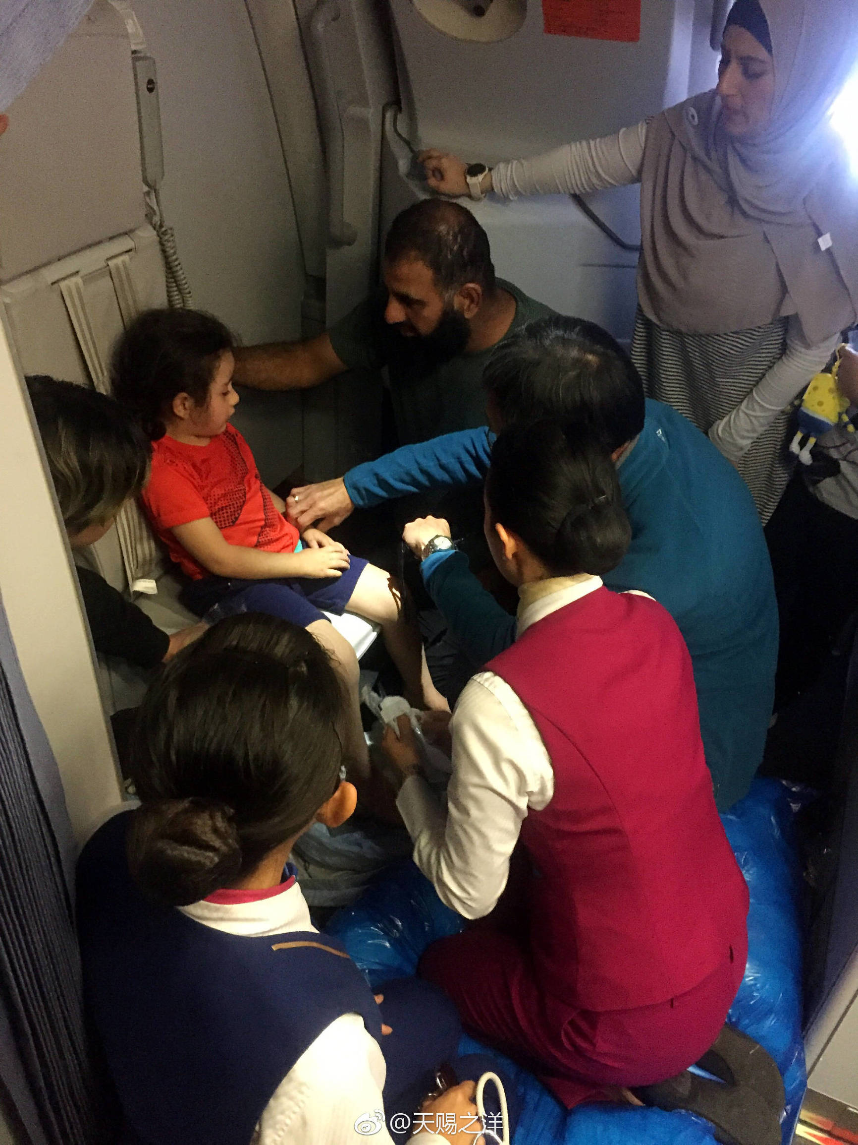 小孩在餐厅吃坚果过敏紧急处理,儿童坚果过敏