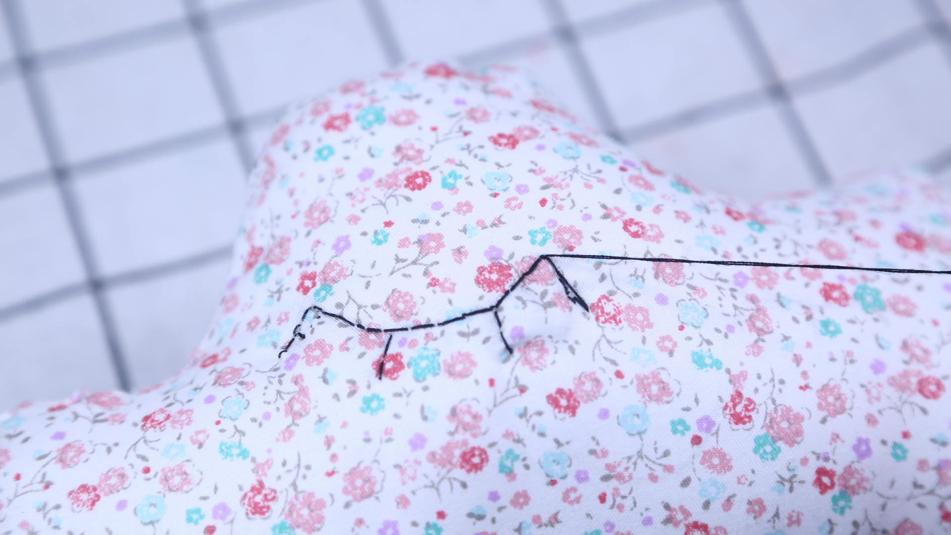 教你用一块布缝抱枕,自制可爱又好看的抱枕