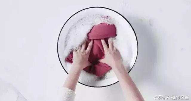 羊毛衫坏了怎么补,羊绒衫补救小常识