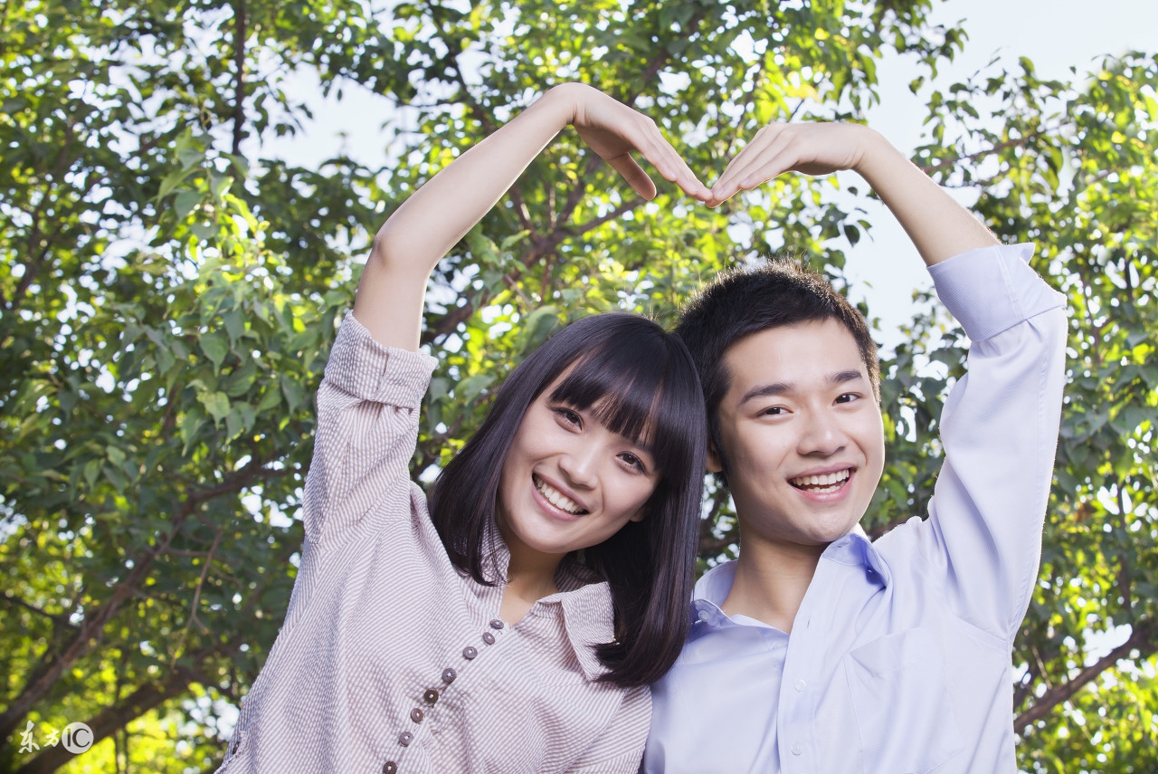 相差5岁的姐弟恋是个什么体验,小奶狗姐弟恋是什么体验