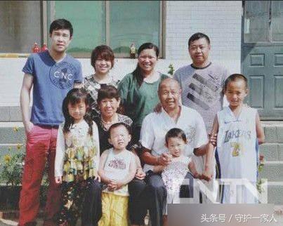 陆毅家内景,明星全家福黄磊