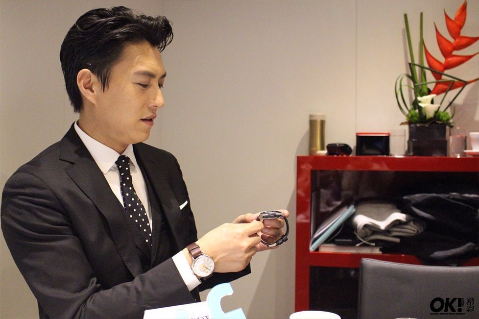 男票一边去，和靳东看巴塞尔表展才是正经事