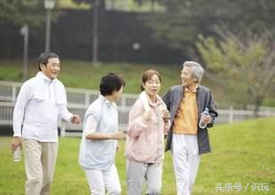 选购保健品时应注意什么,正确选择保健品的几个原则