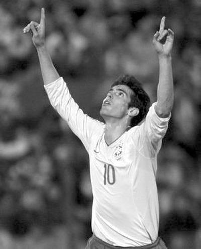 金童卡卡退役原因,永远的圣西罗