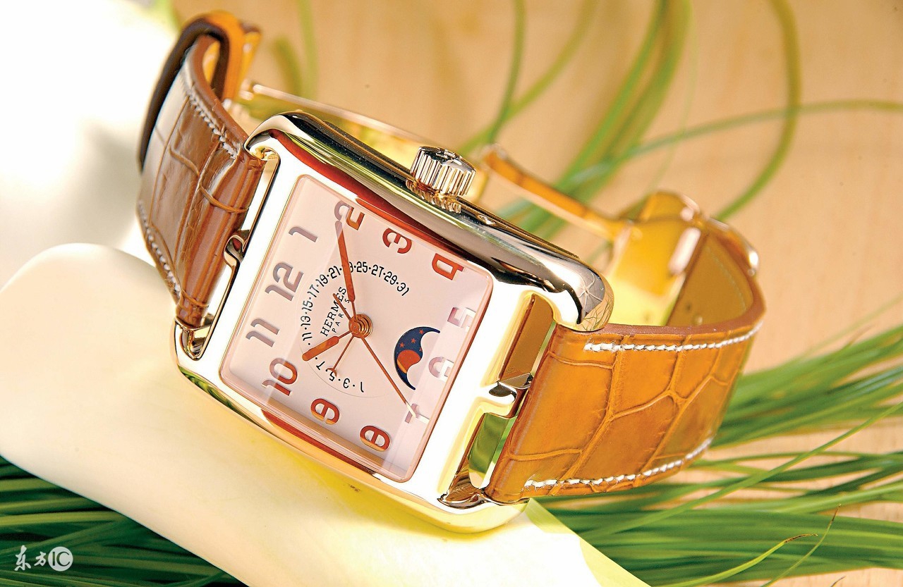 1万左右较薄的机械腕表,1万至2万的女士腕表推荐