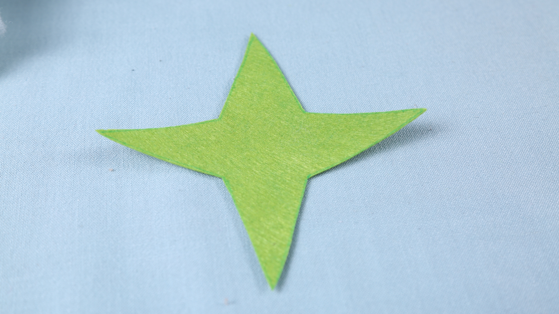 圣诞树用纸做简单又好看,圣诞树贴纸手工制作不织布