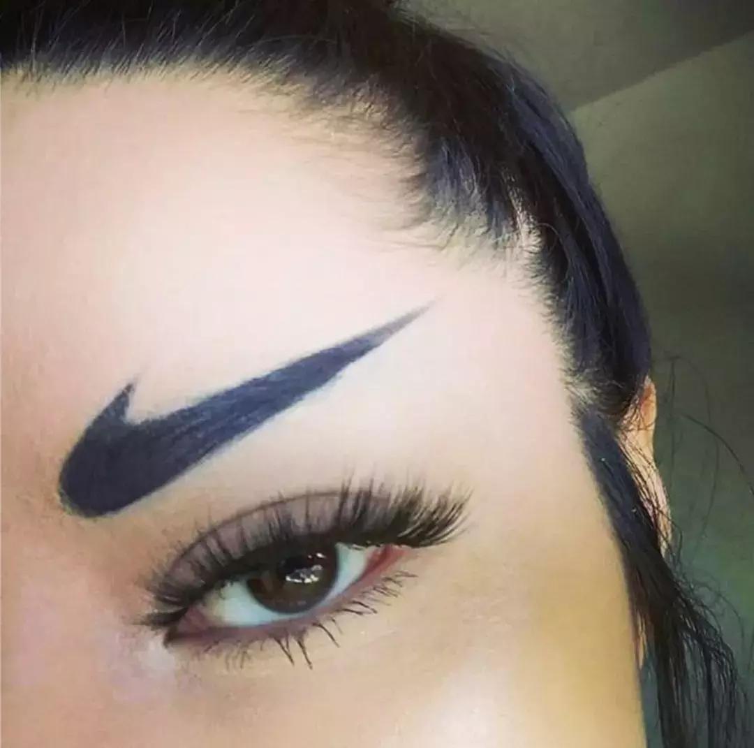 很奇特的眉毛,眉形不好怎么画眉毛