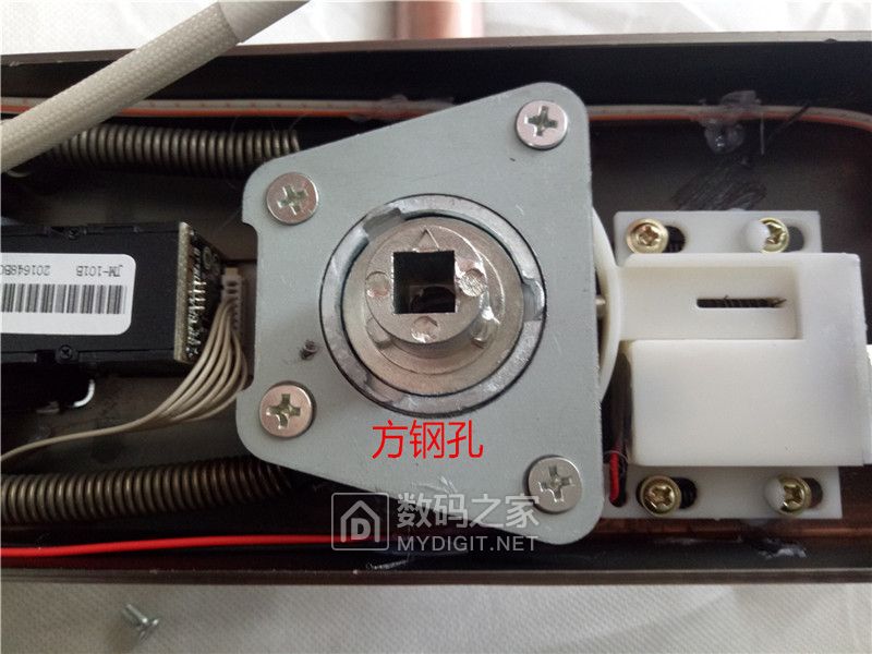 智能门锁拆解步骤,智能门锁拆解图解