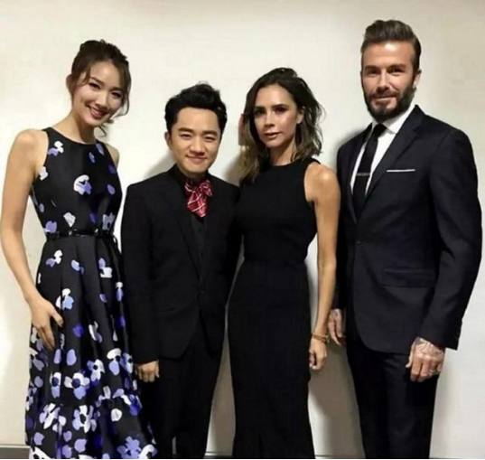 成龙贝克汉姆豪宅内部照片,贝克汉姆成龙完整版