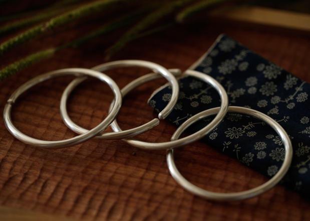 贫贱夫妻百事哀的婚姻真的很累,中年夫妻大多是将就