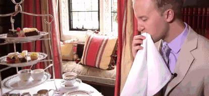 英国礼仪专家教你精致优雅发邮件,英国礼仪专家教人用刀叉