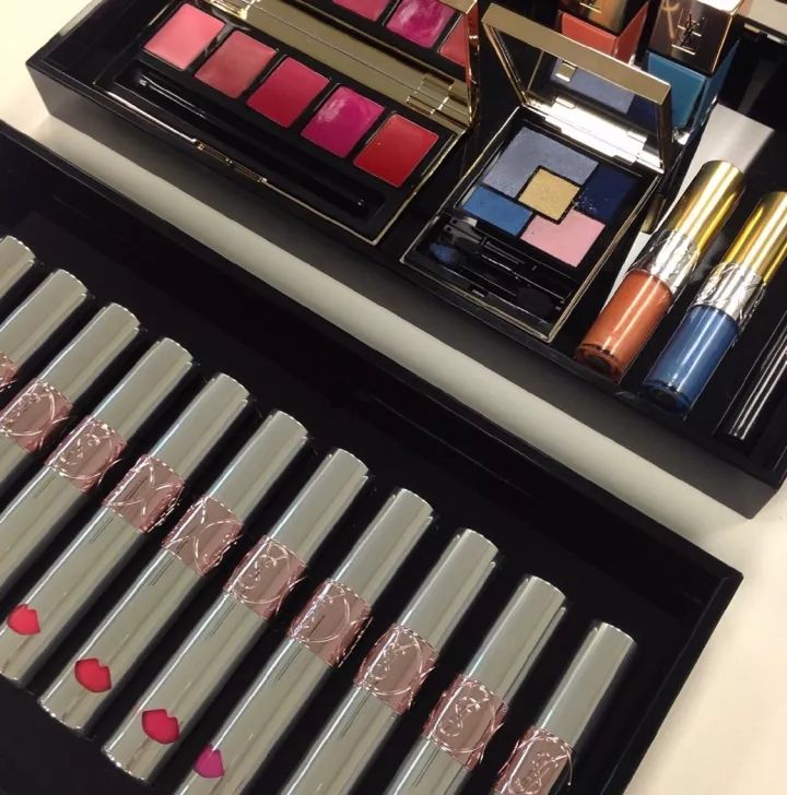 2018chanel鏂板搧缇庡鑵孩,2020鎶栭煶鐖嗘缇庡