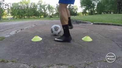 足球训练10个基本动作,足球训练实施的五个步骤是什么