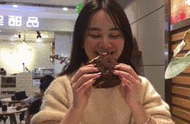 脏脏包网红食物测评,网红脏脏包里面没有爆浆