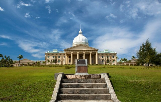 自由行之租匹红色大野马,帅气环帕劳!