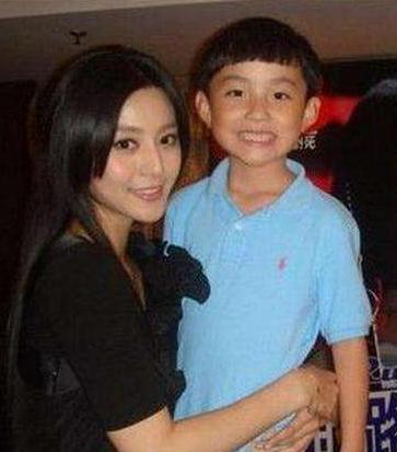 我们不一样!看看那些星二代都在哪上学?