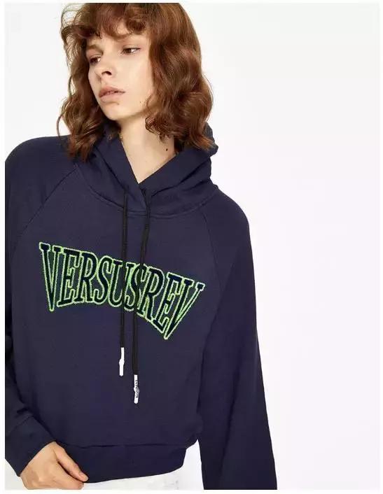 唐艺昕张若昀同穿同款外套,张若昀唐艺昕穿白色衣服