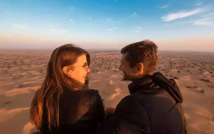 迪拜上天下海冲沙攻略,迪拜沙漠冲沙一日游