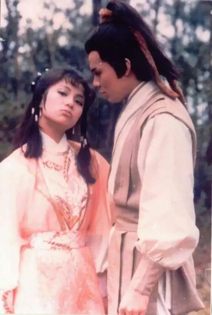 你若不懂情与爱，愿君读金庸武侠！