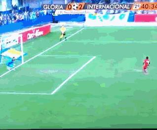 帅不过三秒能把人笑哭的爆笑足球,笑死人不偿命图