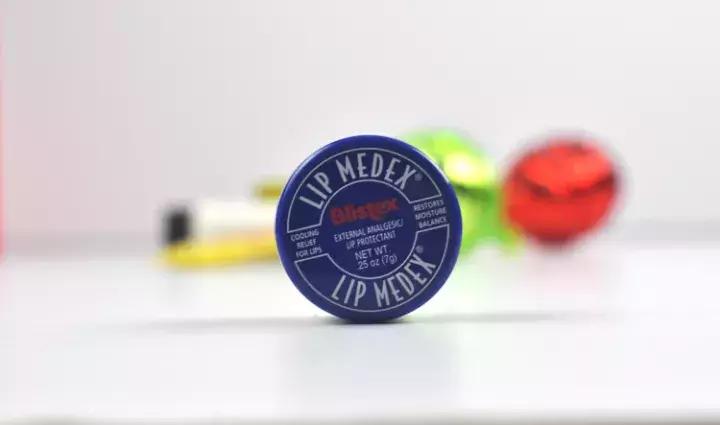 冬季嘴唇干燥起皮用什么唇膏好,十大好用冬季润唇膏排行榜