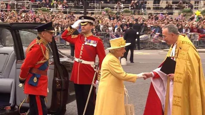 一亿元打造女人上位史，残酷得击败《权利的游戏》，豆瓣窜9.5