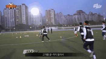 踢球教学初学者视频,踢球不再难教学视频